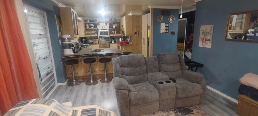 3 Bedroom Property for Sale in Portlands Western Cape